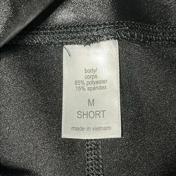 Maurice’s Black High Rise Shine Effortless Legging Size M - Picture 4 of 4
